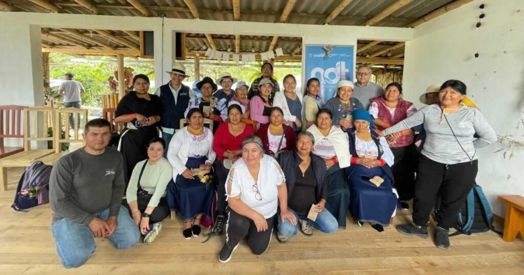 Mujeres de Cotacachi fortalecen sus chakras para conservar la agrobiodiversidad y promover una producción sostenible